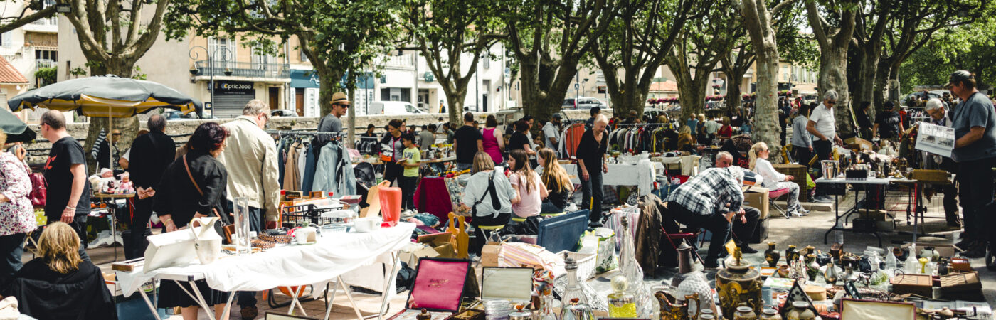 flea market in auriol