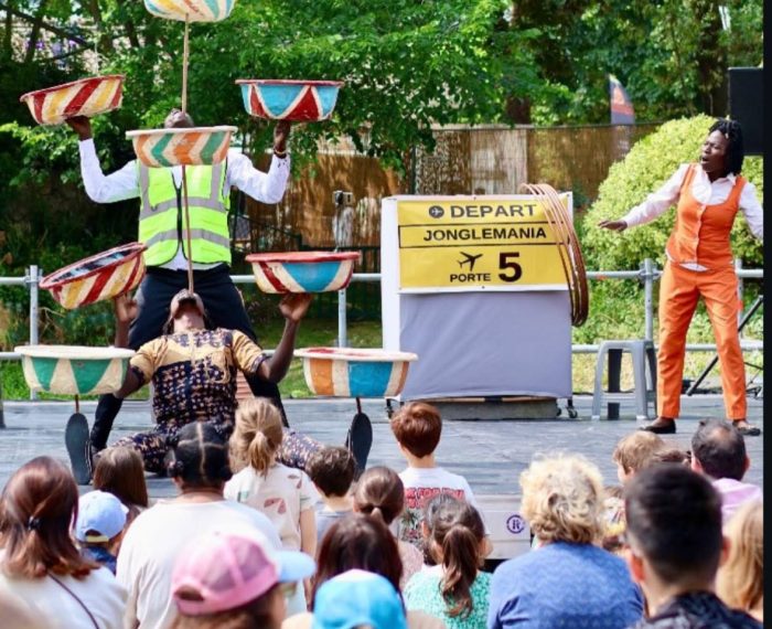 yeenega circus jonglemania