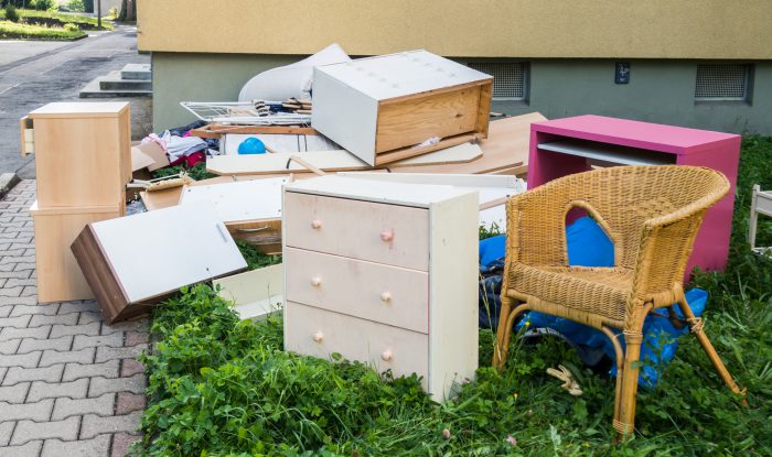 bulky waste in front of the house